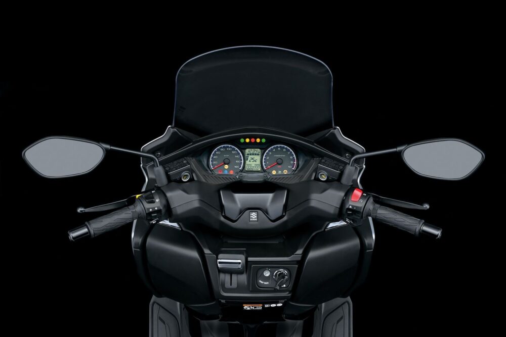 2021 Suzuki Burgman 400 Gains Traction Control And Dual Spark Technology