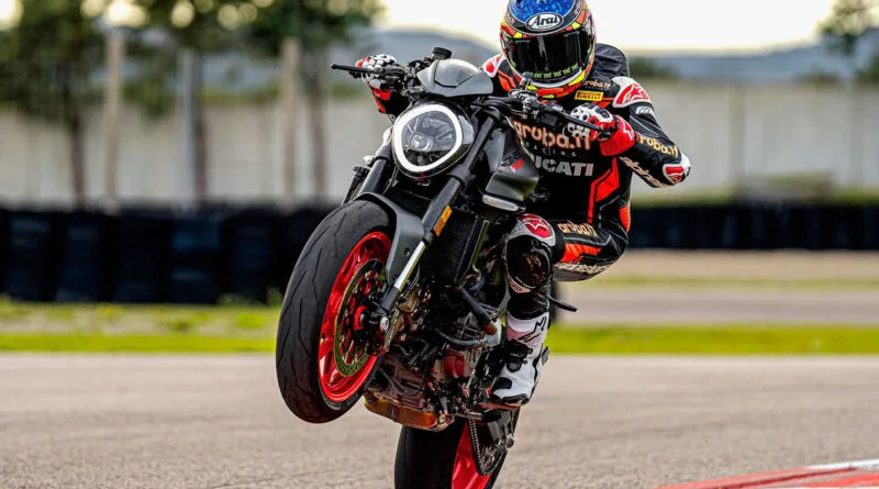 2021 ducati monster