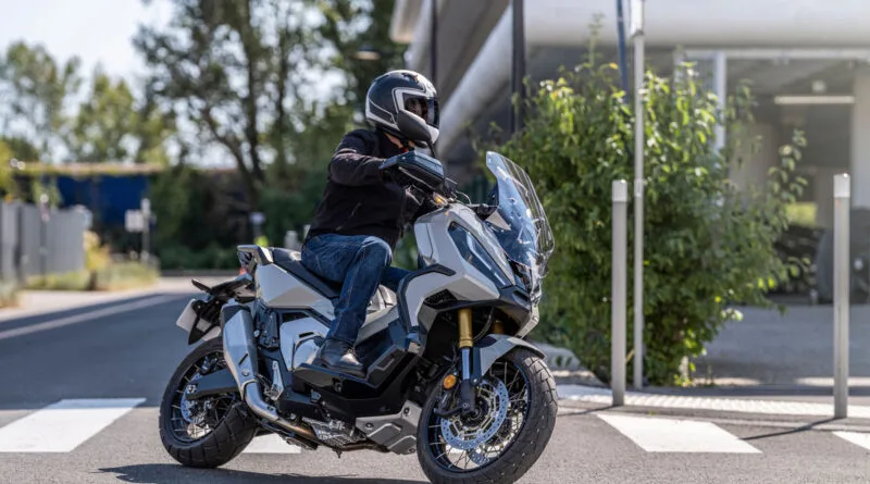 2021 honda x-adv