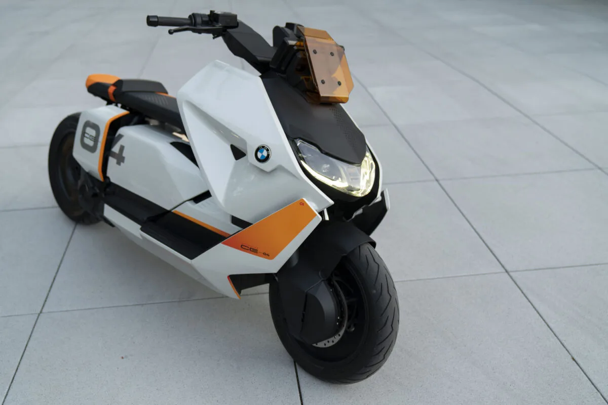 bmw definition ce 04