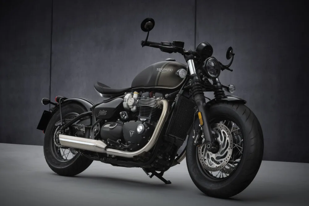 2021 triumph bonneville bobber