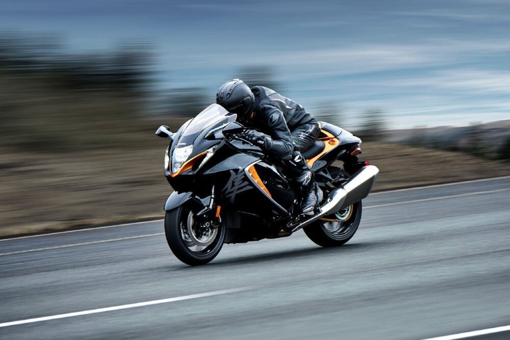 2021 suzuki hayabusa black