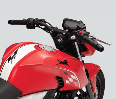 2021 apache rtr 160 4v fuel tank and panel