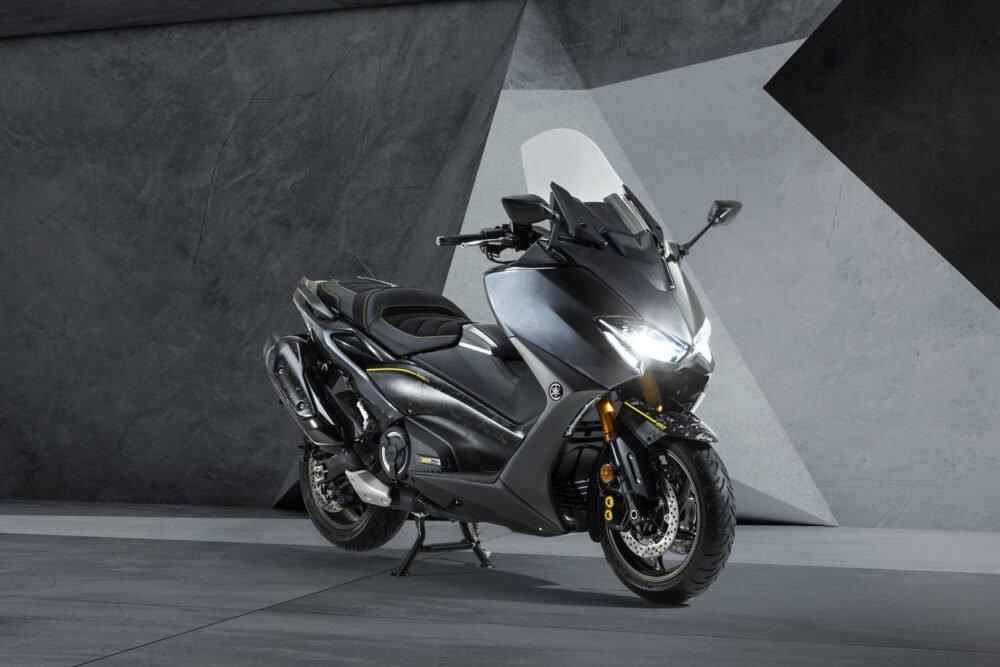 2021 yamaha tmax 20th anniversary