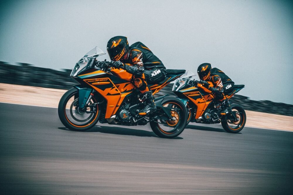2022 ktm rc 390 racing