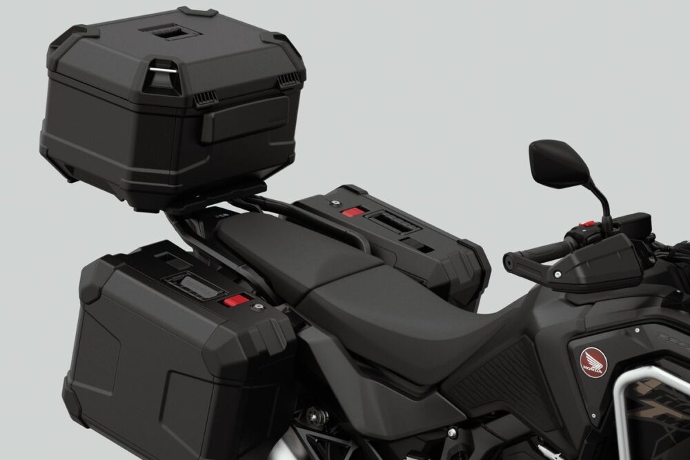 2022 honda crf1100l africa twin adventure sports seat and cases detail