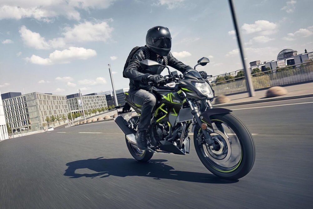 2022 z125
