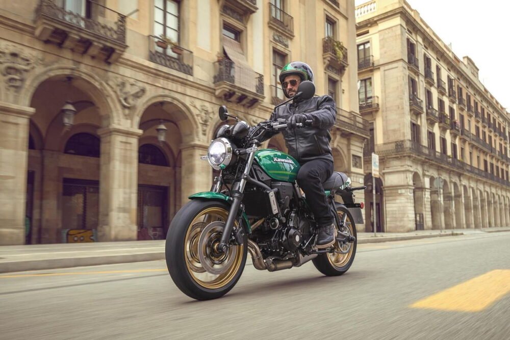 2022 kawasaki z650rs
