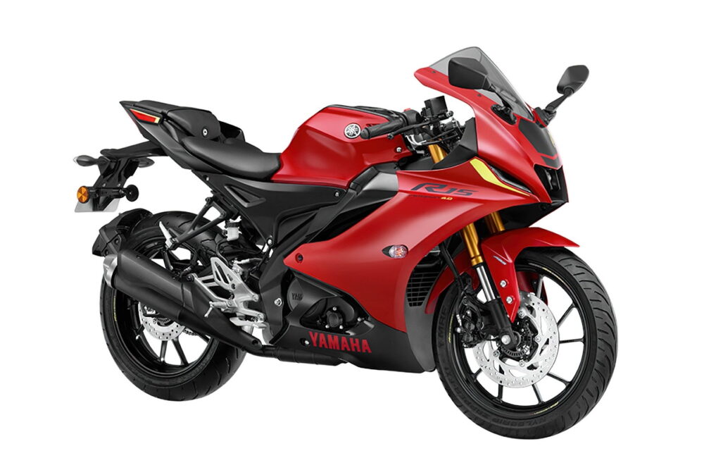 2022 yamaha r15 version 4 red front