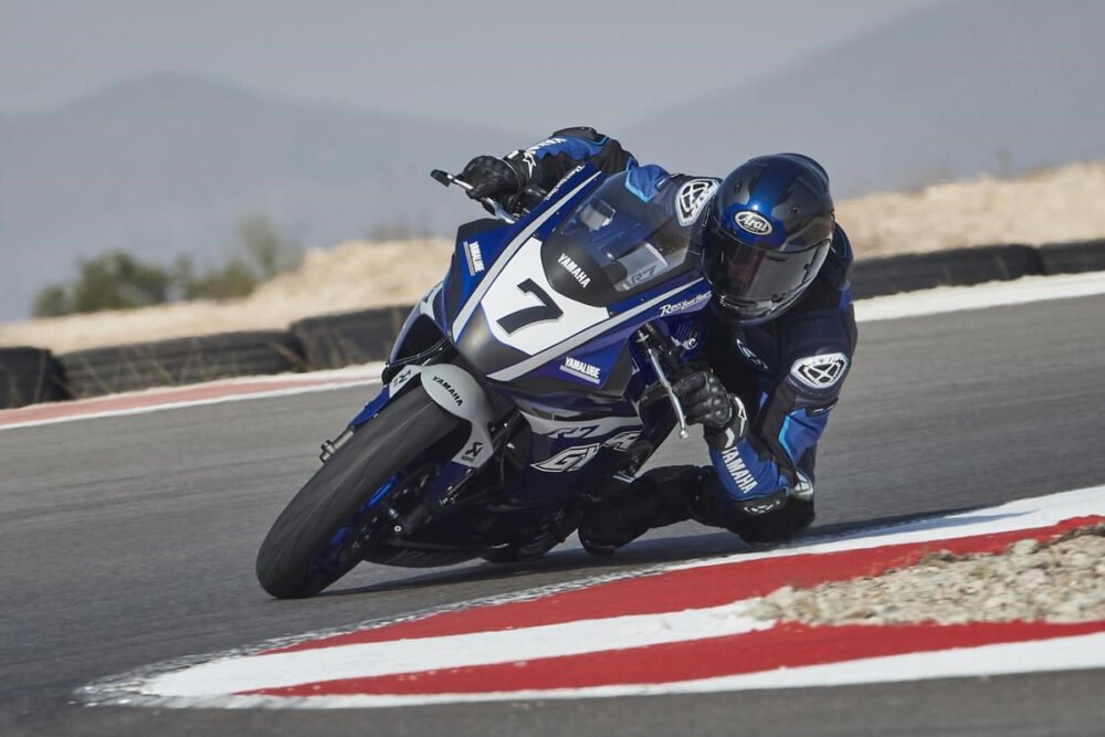 yamaha r7 european series