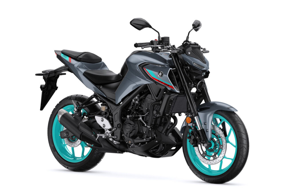 2022 yamaha mt-03 cyan front right