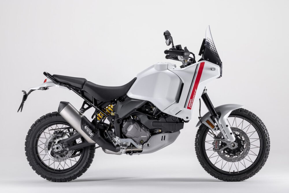 2022 ducati desertx