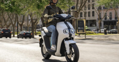 yamaha neo's electric scooter
