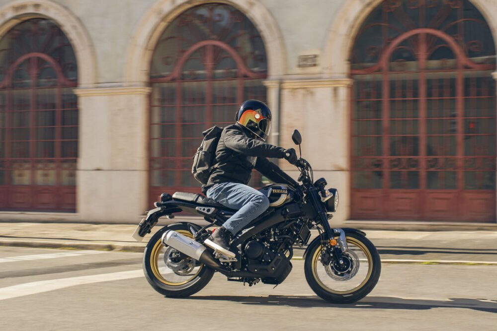 2022 yamaha xsr125 legacy