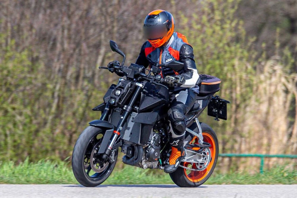 ktm 990 duke spotted