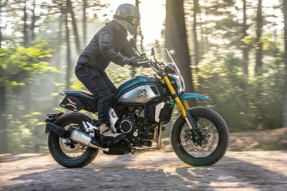 cfmoto 700cl-x adventure