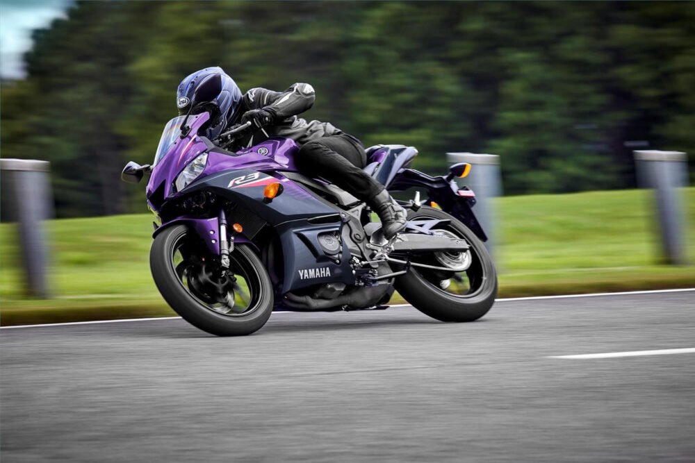2023 yamaha r3