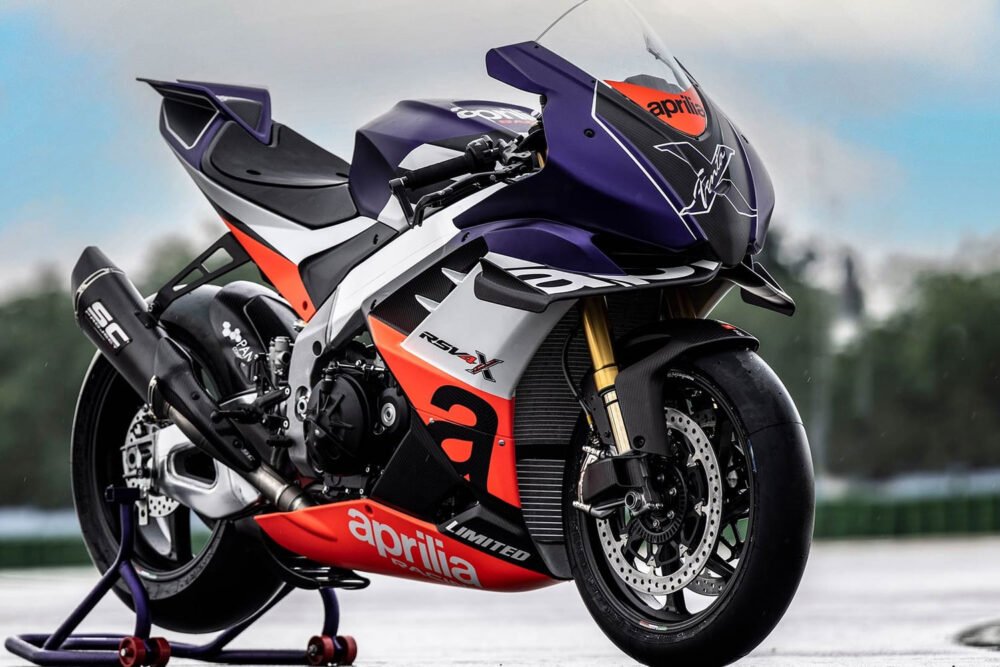 aprilia rsv4 xtrenta