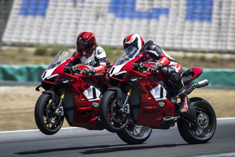 2023 ducati panigale v4 r