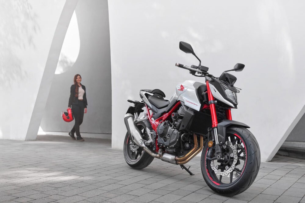 2023 honda cb750 hornet