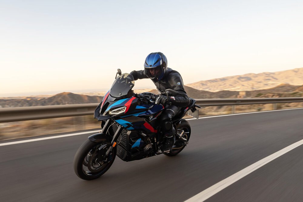 2024 bmw m 1000 xr