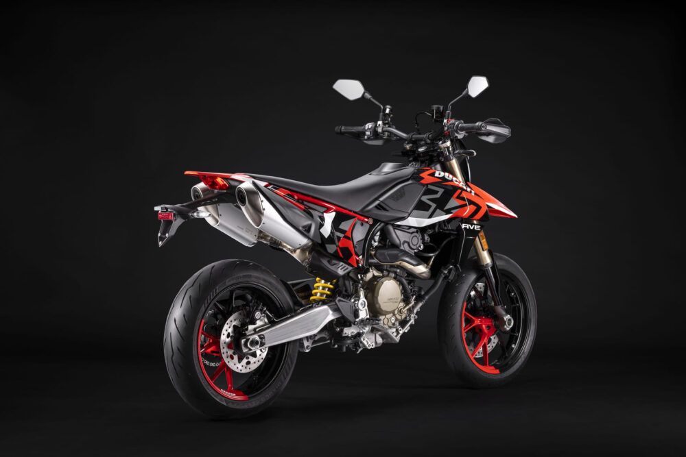 2024 hypermotard 698 mono