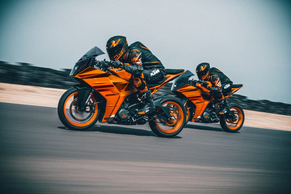 2024 ktm rc range