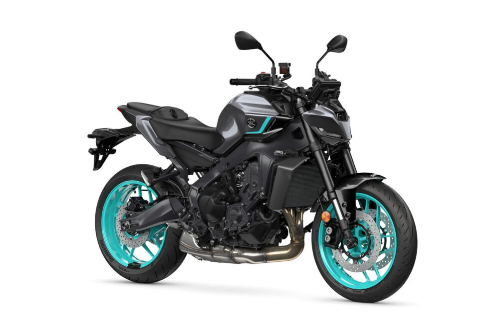 2025 yamaha mt-09 y-amt