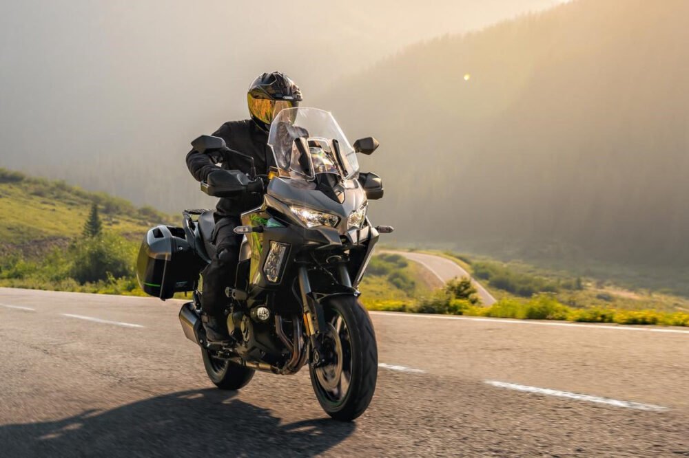 2025 kawasaki versys 1100