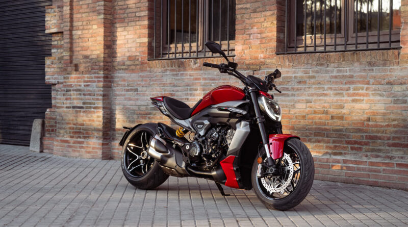 2025 ducati xdiavel v4